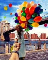 Девушка под Бруклинским мостом